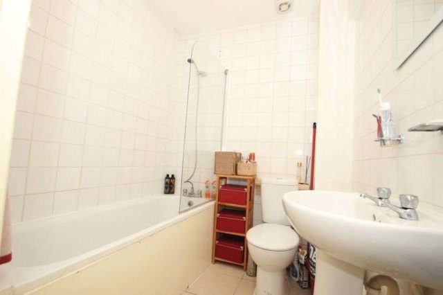  Image of 1 bedroom Flat to rent in Kingsland Road London E2 at Kingsland Road  London, E2 8EB